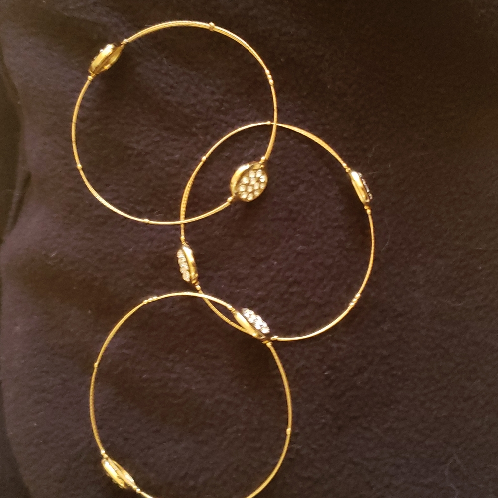 One Size Fits Most Gemstone and Gold Thin 3 Bangle Set